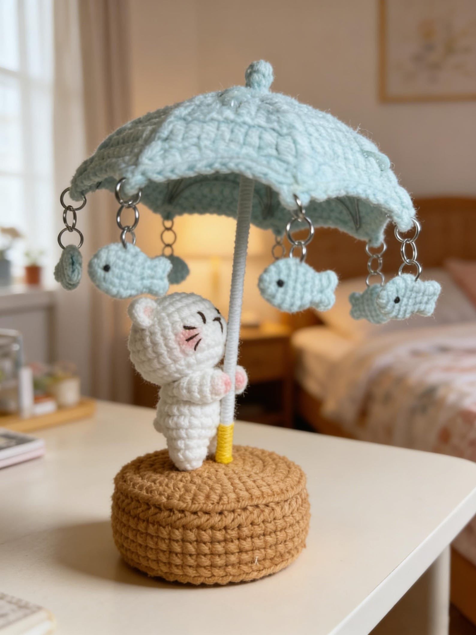 Crochet Spinning Umbrella Toy, Hand